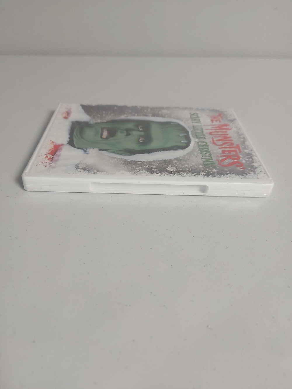 The Munsters' Scary Little Christmas DVD New Sealed Holiday Comedy - Picture 6 of 8
